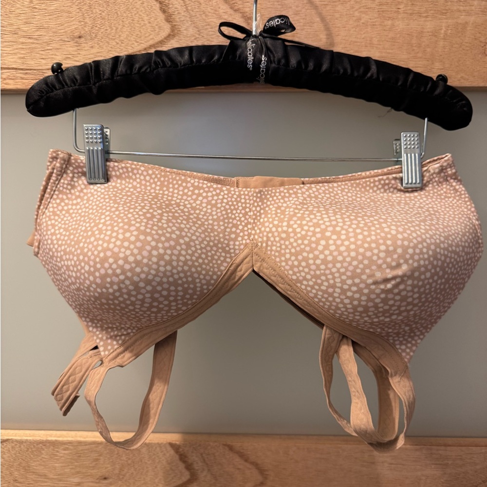 Two 38C Warners Wiresless Bras